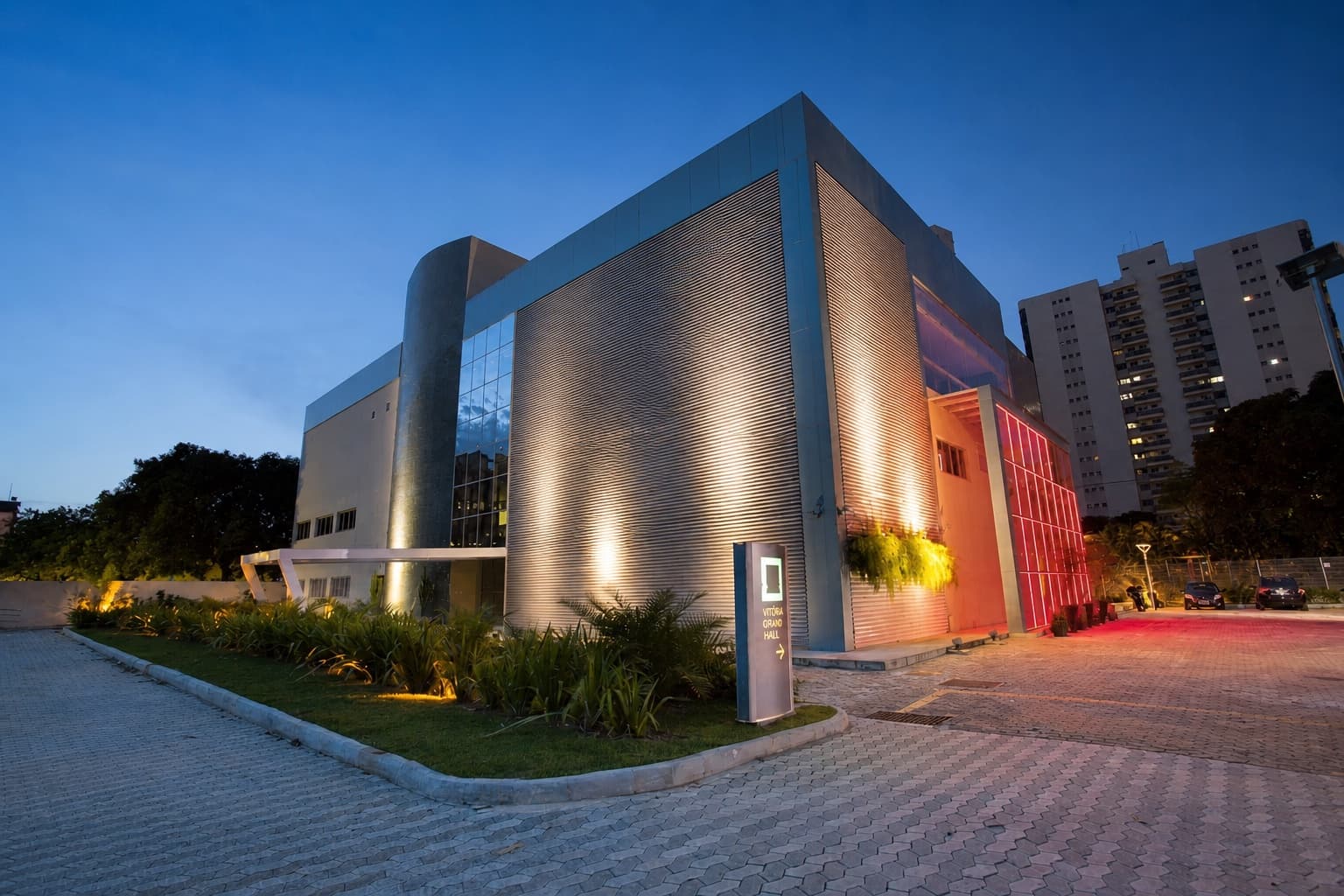 Fachada do Vitória Grand Hall